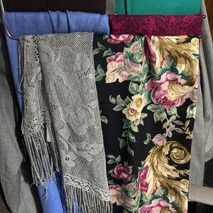 Floral and Lace Women's Scarf ( Around 6 scarves)